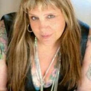 Meet your Posher, Peggy